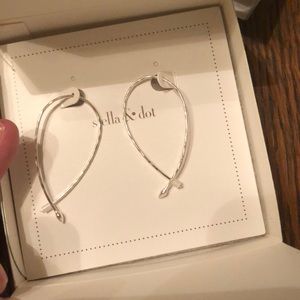 Brand new Stella & Dot hoop earrings